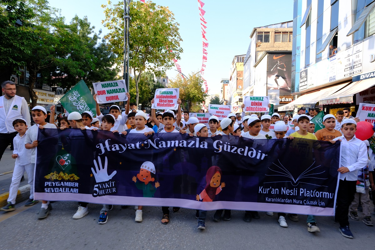 Van Namaz Yürüyüşü Hayat Namazla Güzeldir (14)