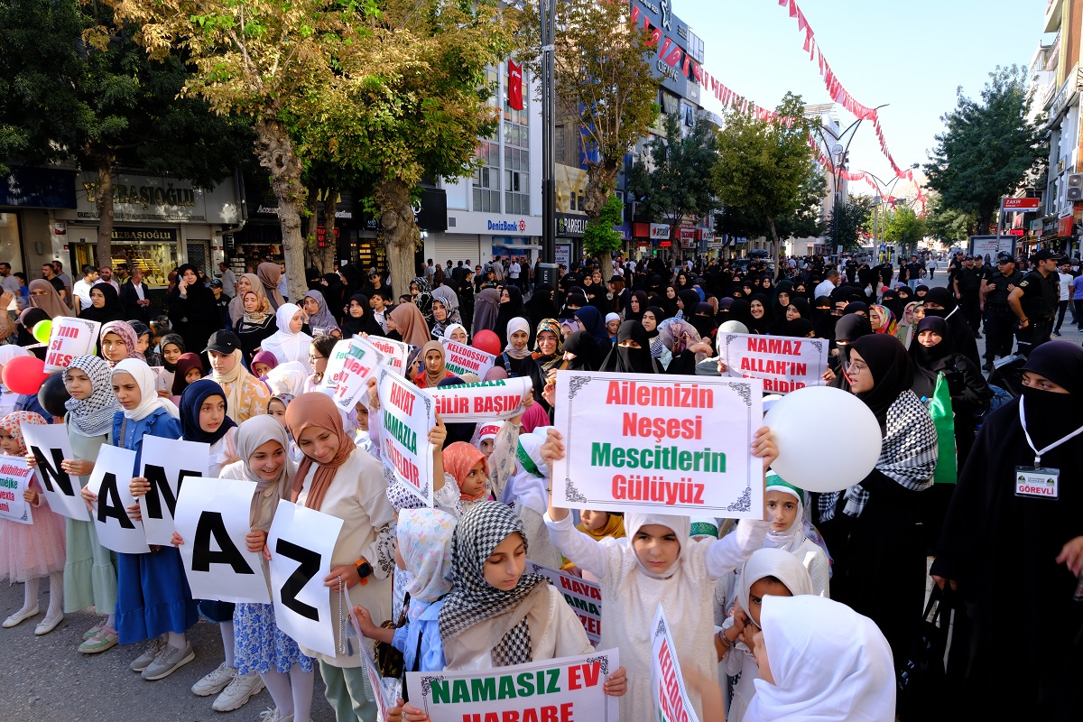 Van Namaz Yürüyüşü Hayat Namazla Güzeldir (15)