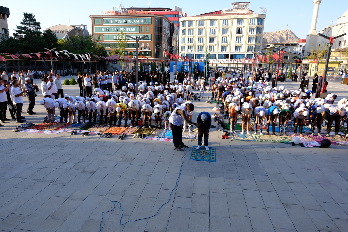 Van Namaz Yürüyüşü Hayat Namazla Güzeldir (4)