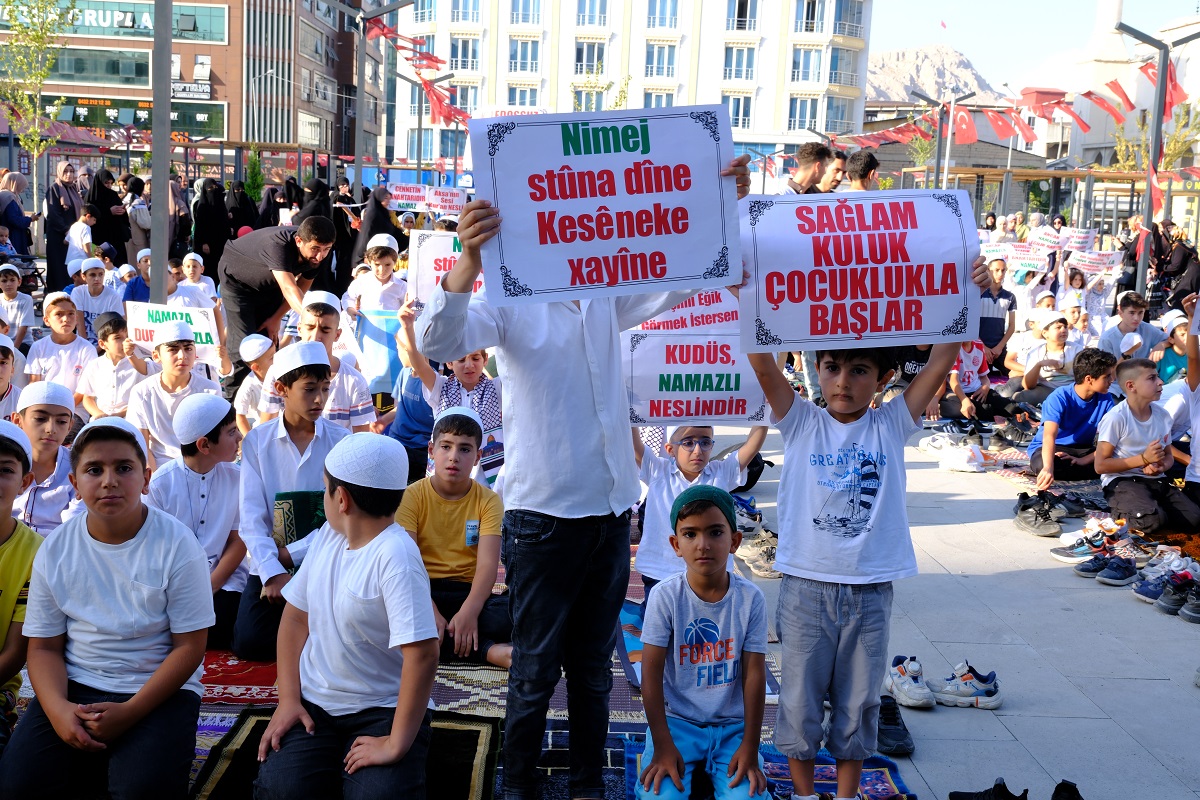 Van Namaz Yürüyüşü Hayat Namazla Güzeldir (7)