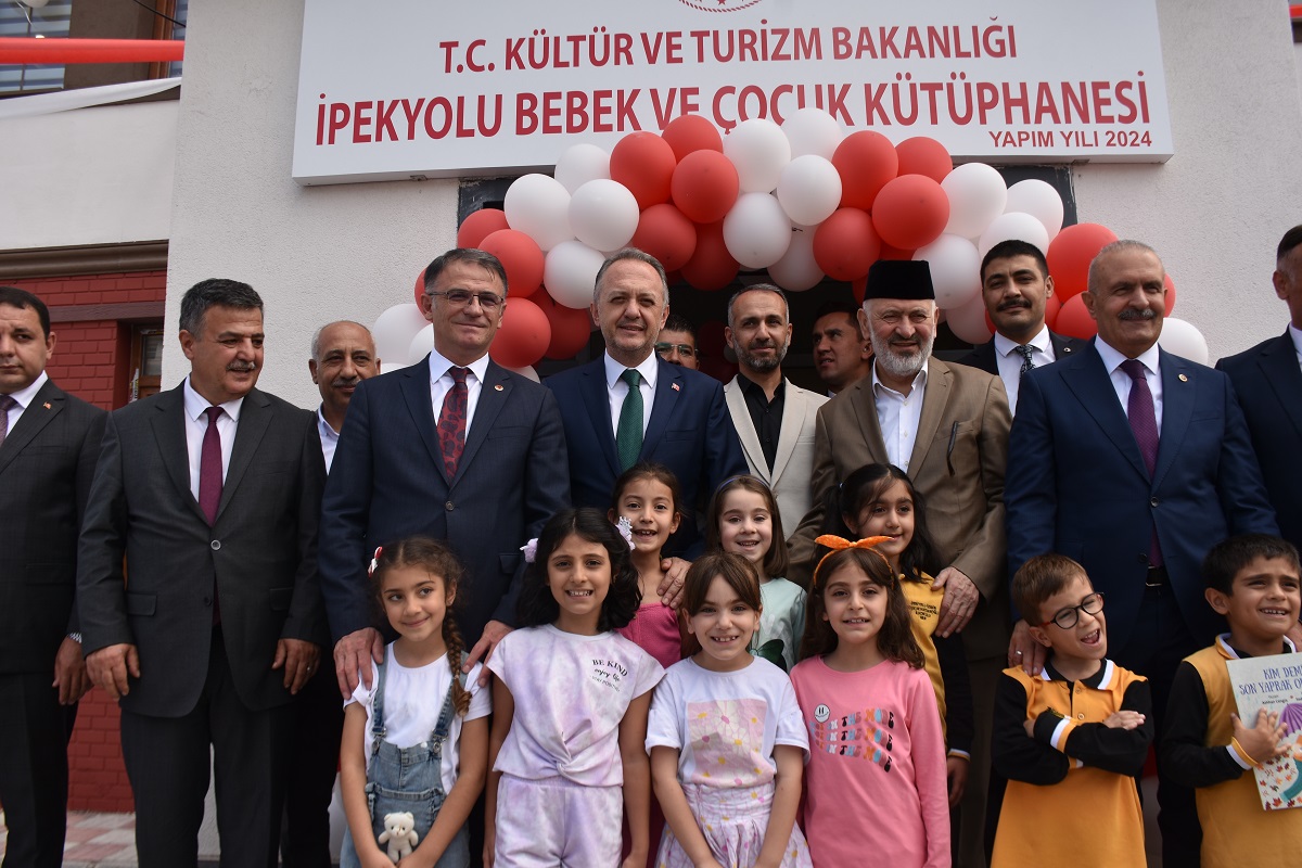 Van Kütüphane Açılışı (2)