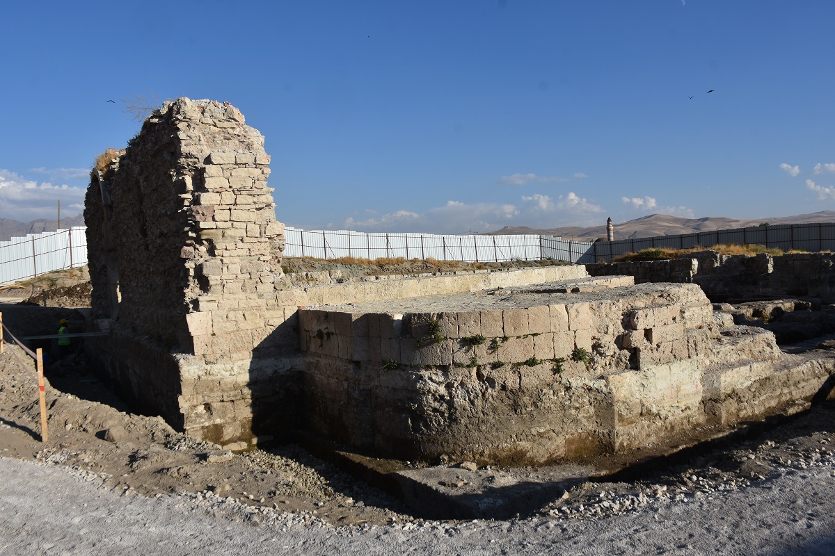 Van Ulu Cami Minaresi (2)