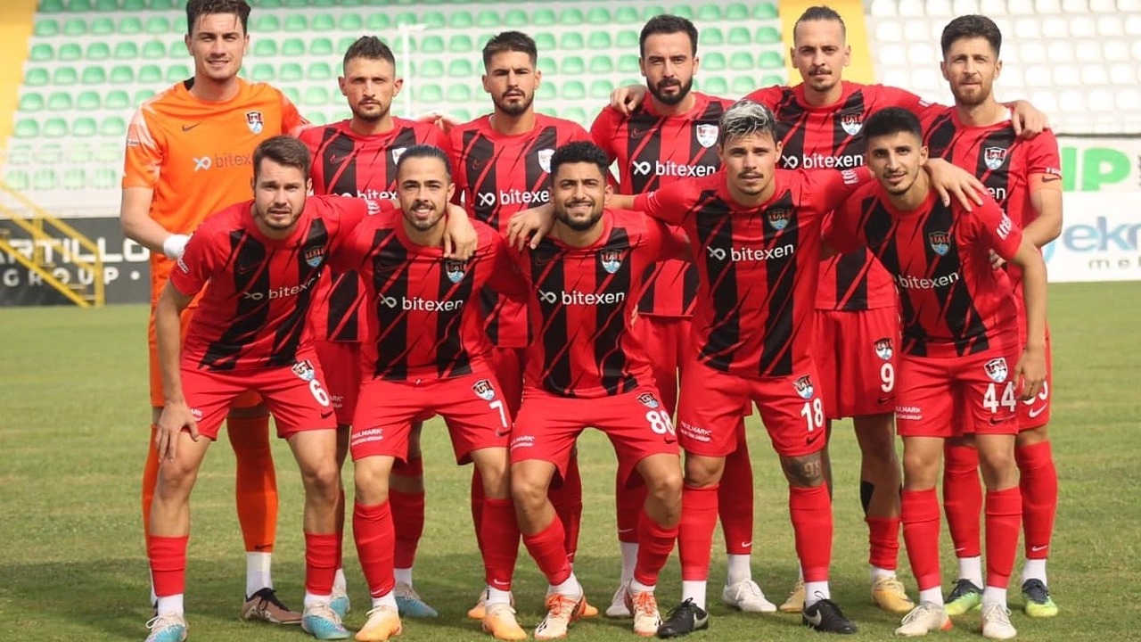 Vanspor Fk Menemen (2)