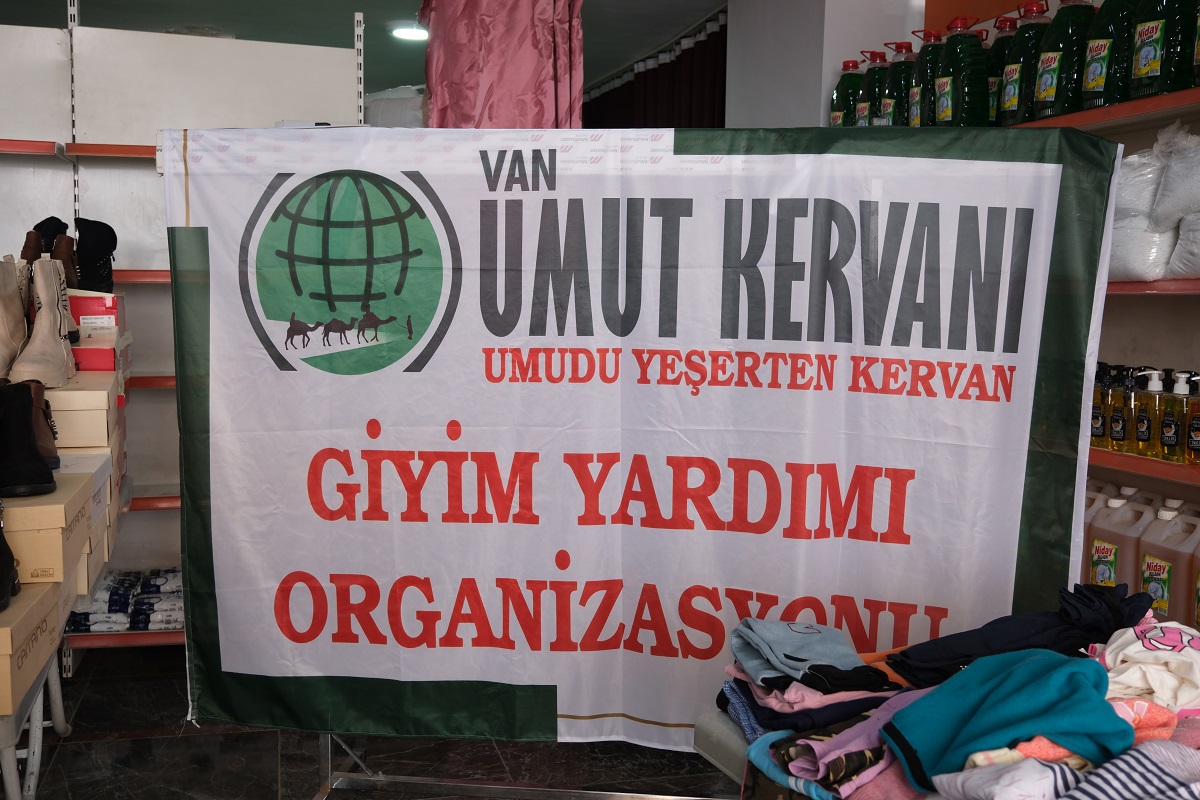 Van Umut Kervanı Giyim Yardımları (4)