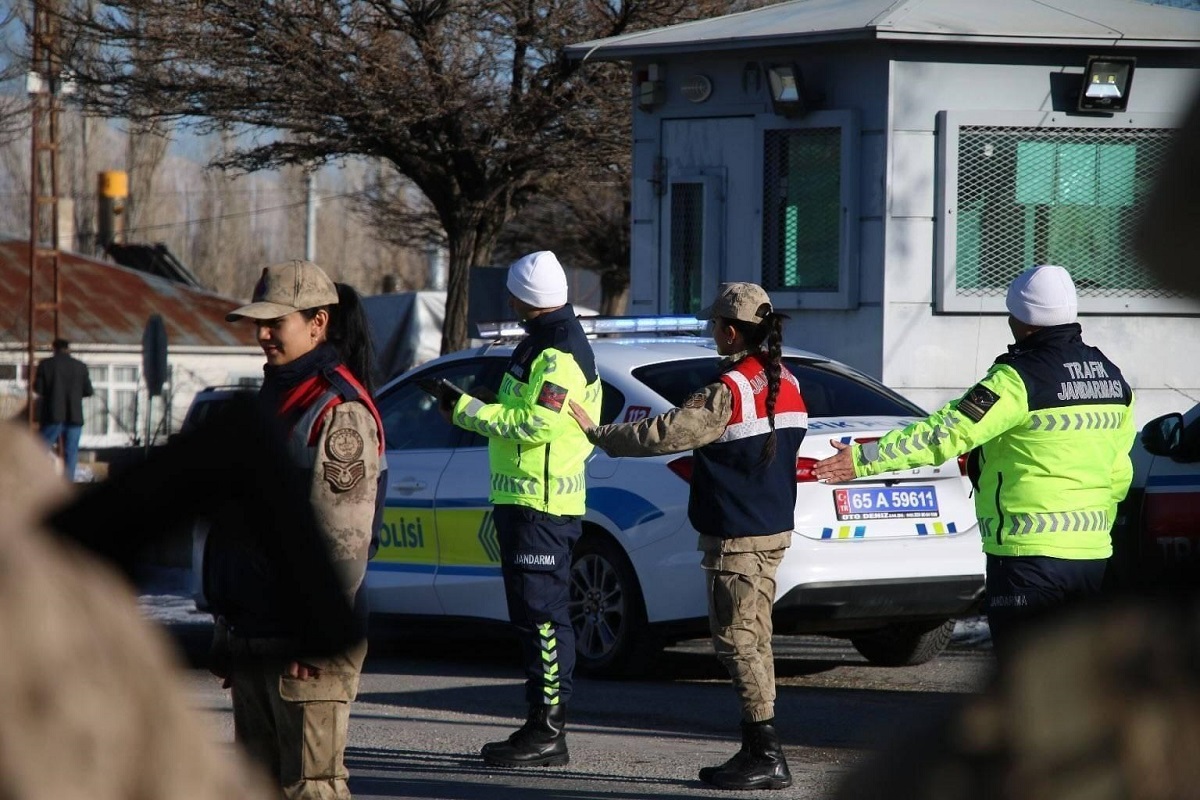 Jandarma Trafik Kontrol (2)