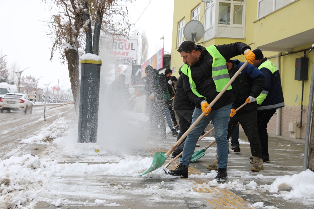 Kar Temizleme Çalışması (3)