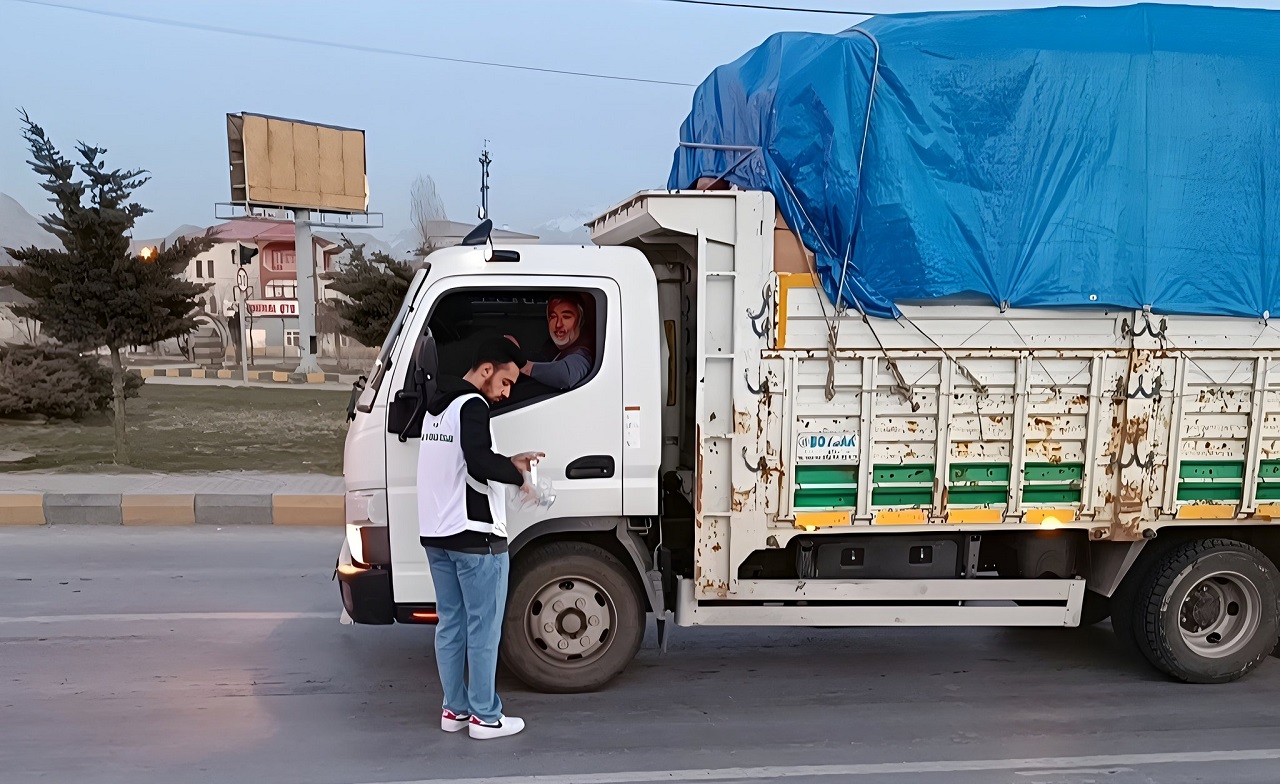 Hürgençlik Van Ikramlık (1)