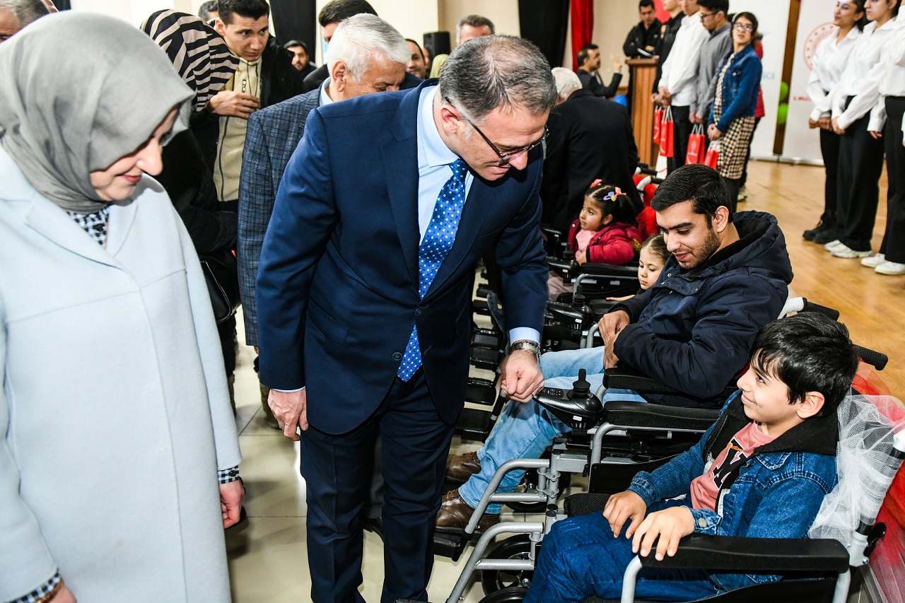 Van Engelli Çocuklara Destek (3)