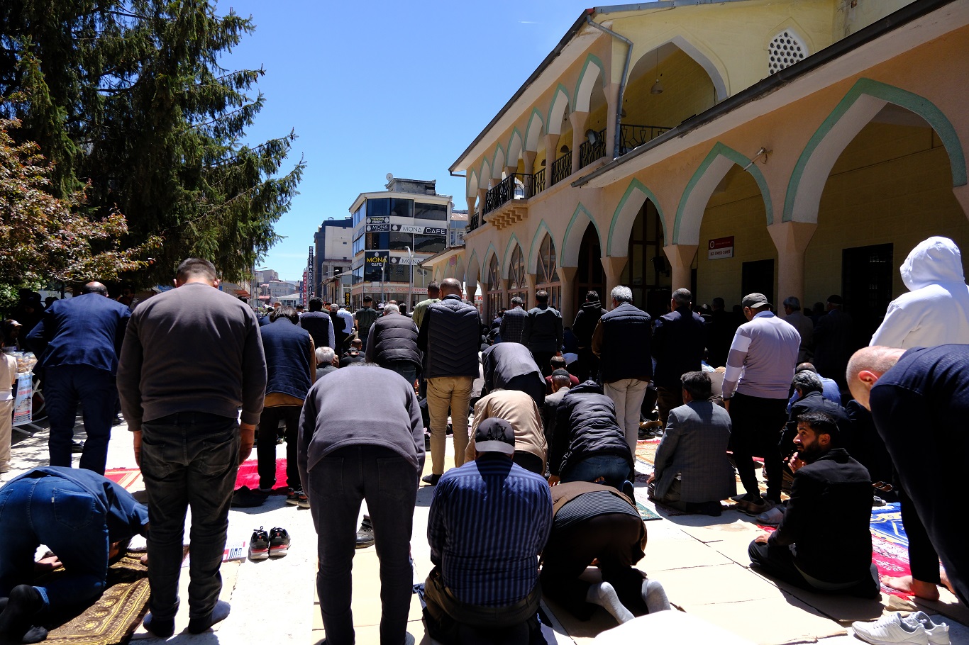 Van Hazreti Ömer Cami Son Cuma (1)