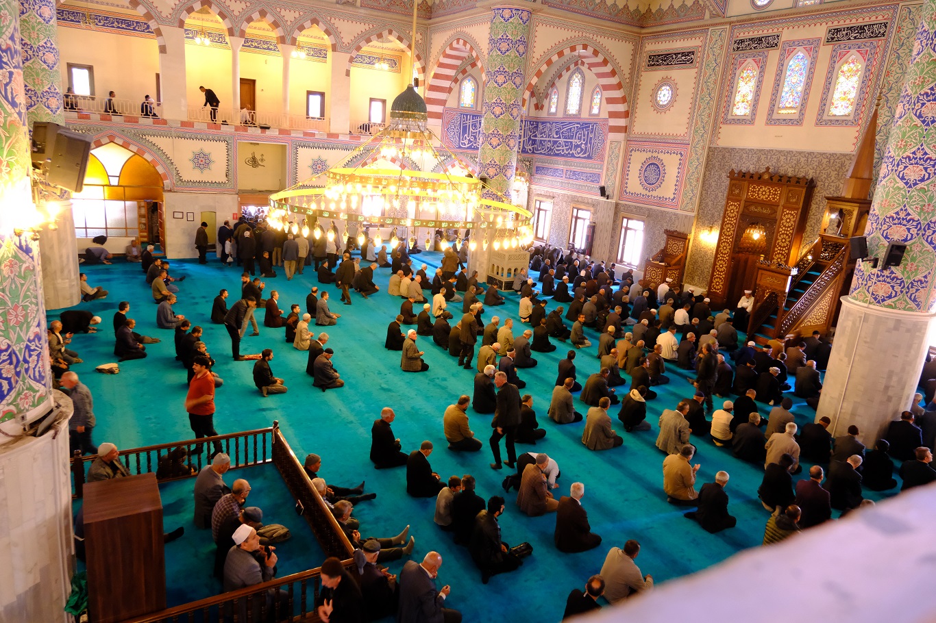 Van Hazreti Ömer Cami Son Cuma (2)