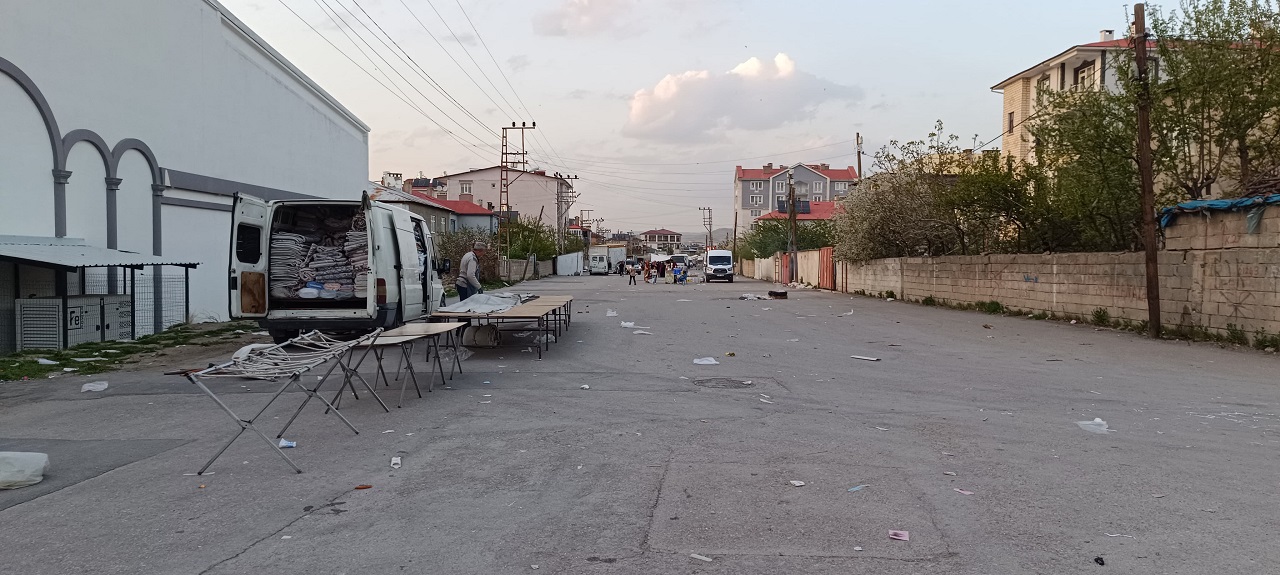 Van Kapalı Semt Pazarları Kapalı (2)