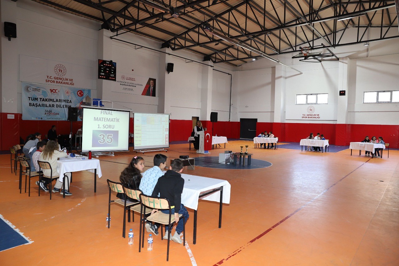 Van Muradiye Bilgi Yarışması (1)