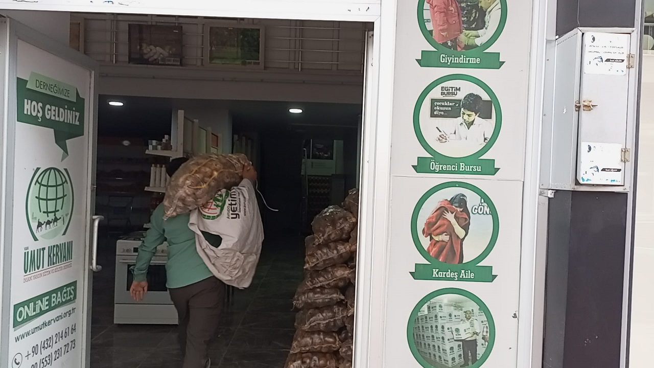 Van Umut Kervanı Yardımlar (3)