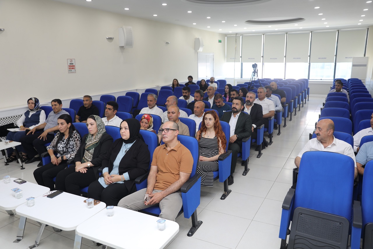 Ipekyolu Belediye Başkanı (1)