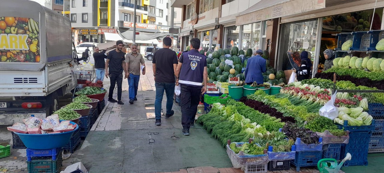 Ipekyolu Kaldırım Işgali (2)-1