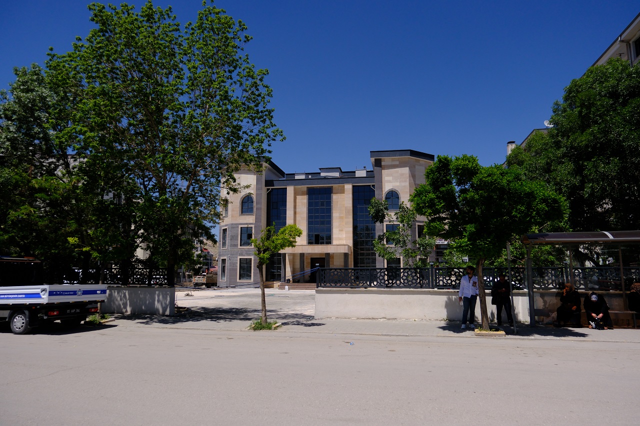 Ipekyolu Kaymakamlığı (3)-1