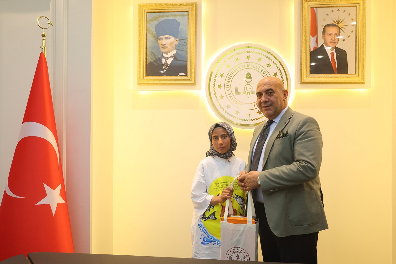 Van Dereceye Giren Öğrenciler (2)