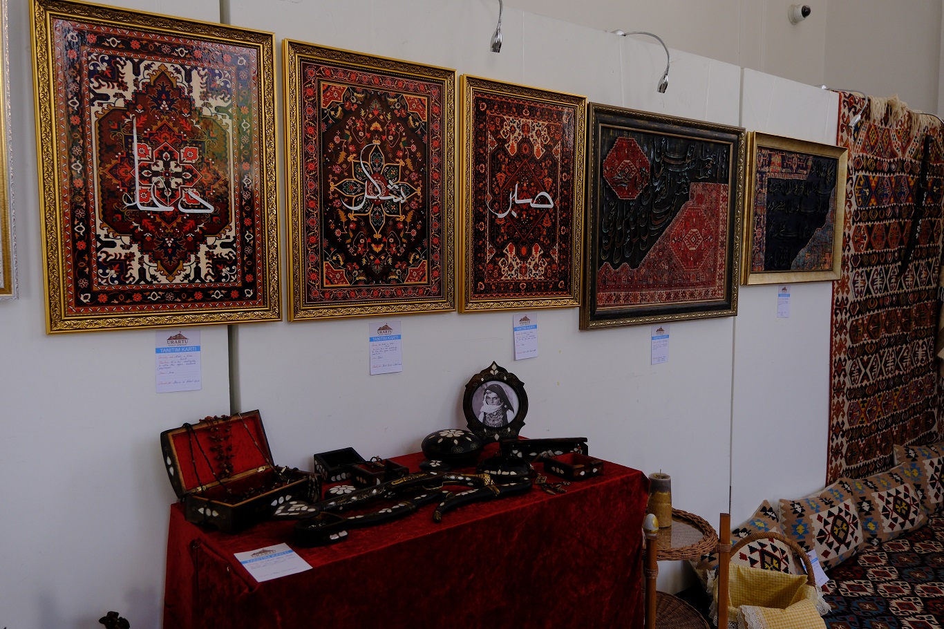 Van Unutulmaya Yüz Tutmuş Sanatlar Sergisi Başladı (2)