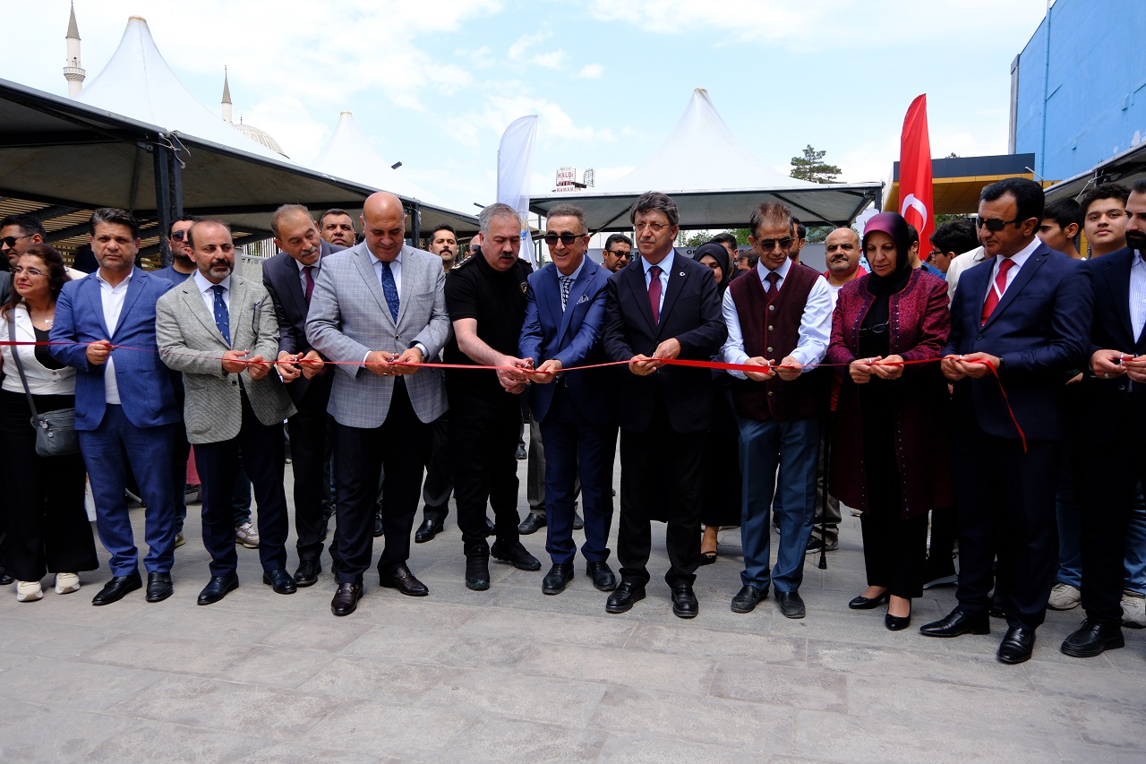 Van Yerel Kitap Fuarı (17)