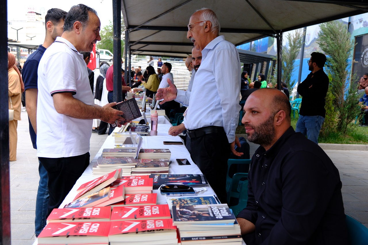 Van Yerel Kitap Fuarı (3)