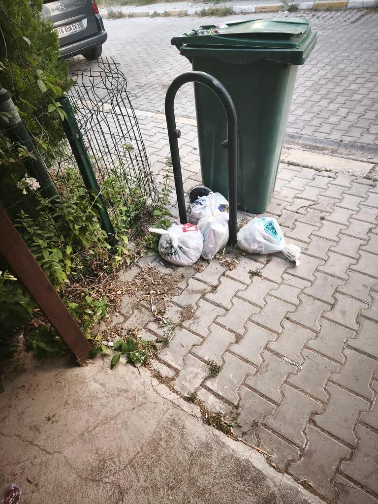 Edremit Toki Çöp Sorunu (3)