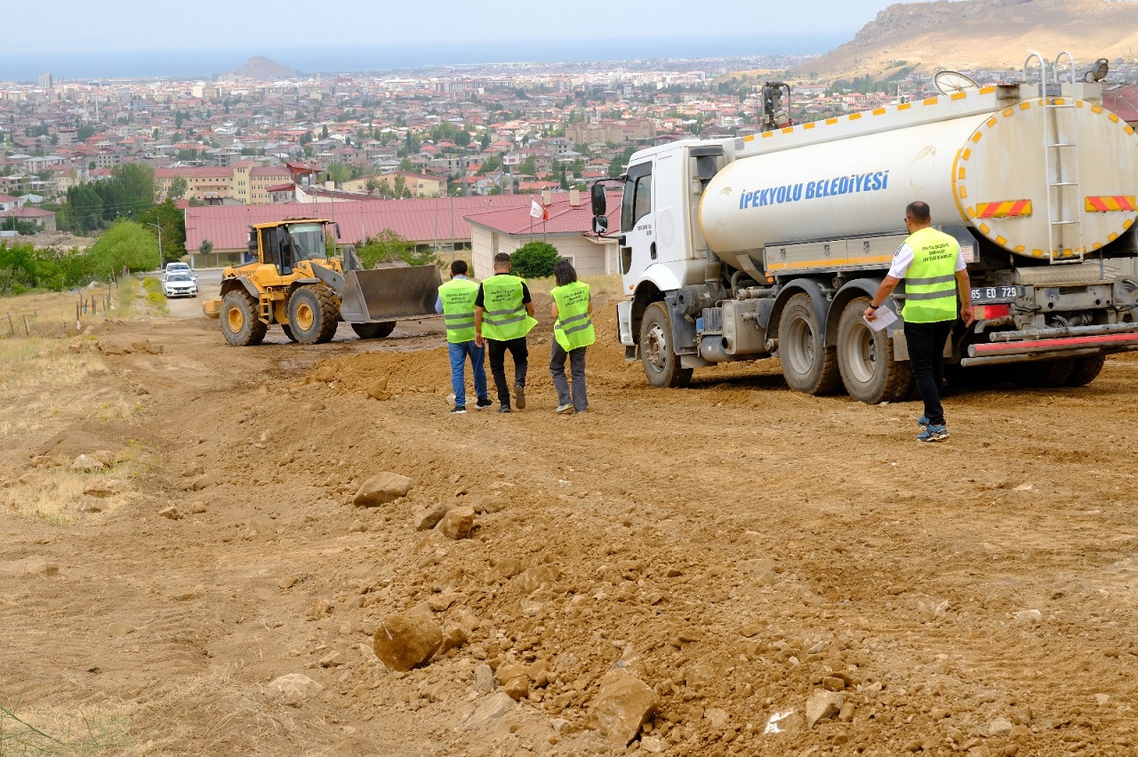 Ipekyolu Yol Çalışması (1)-1