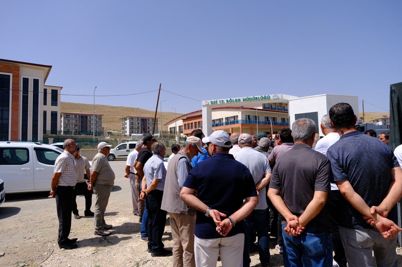 Van Dsi Eylemi Kuru Elmalar (2)