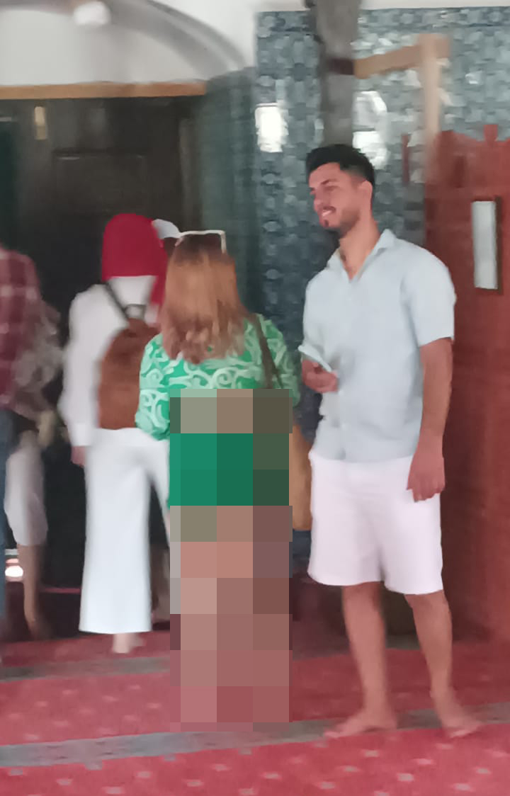 hüsrev paşa çıplaklık
