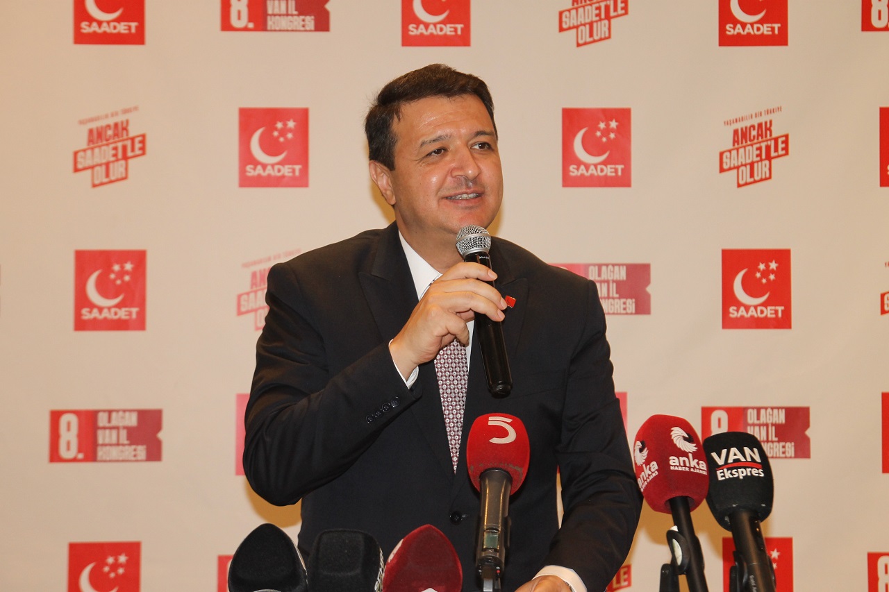 Mahmut Arıkan Saadet Van Il Kongresi (3)