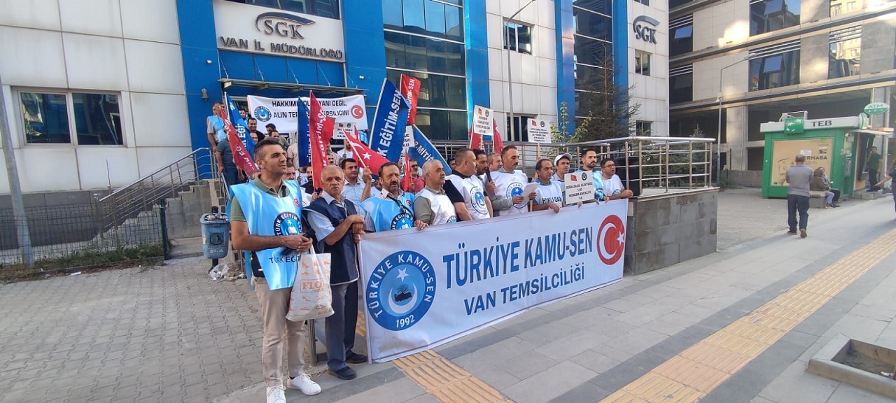 Türkiye Kamu Sen Van (2)