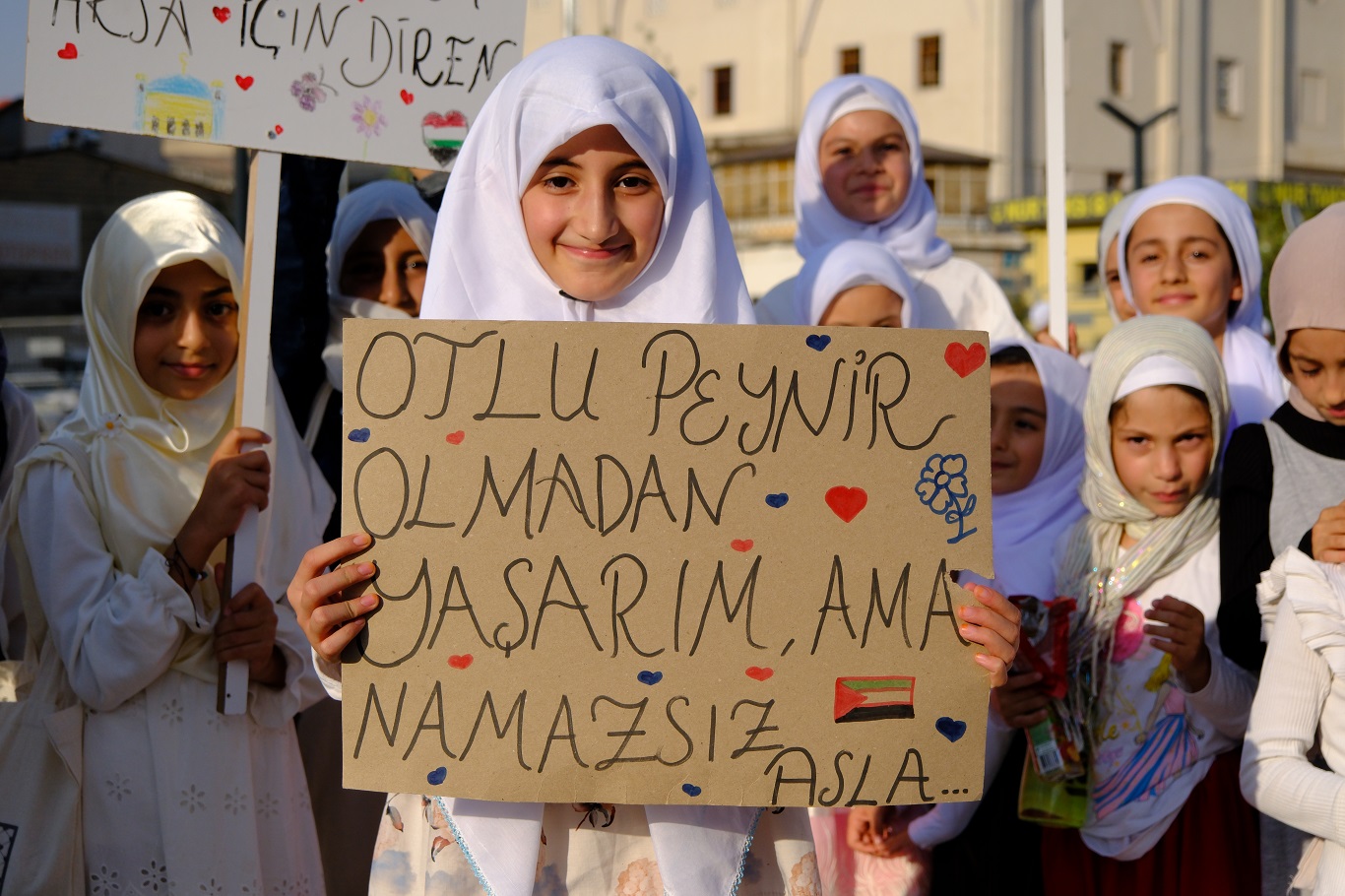 Van Hayat Namazla Güzeldir 2025 (21)