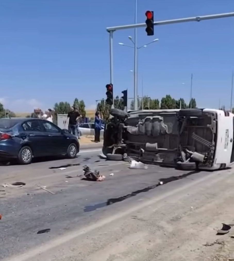 Van Trafik Kazası Tuşba (1)