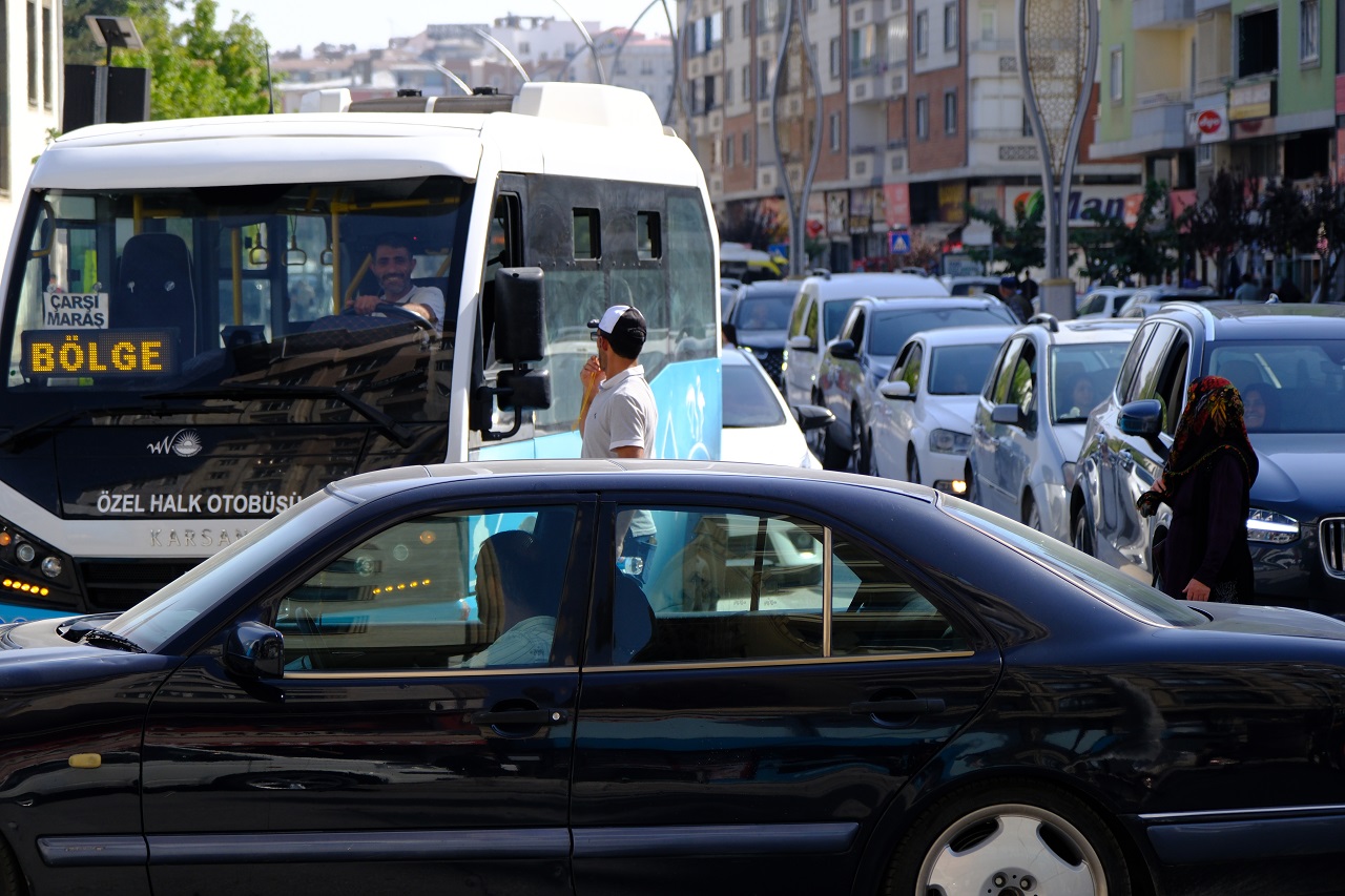 Van Trafik Yönlendiren Adam (1)