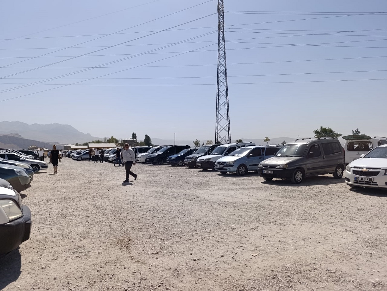 Van Tuşba Açık Oto Pazarı (2)