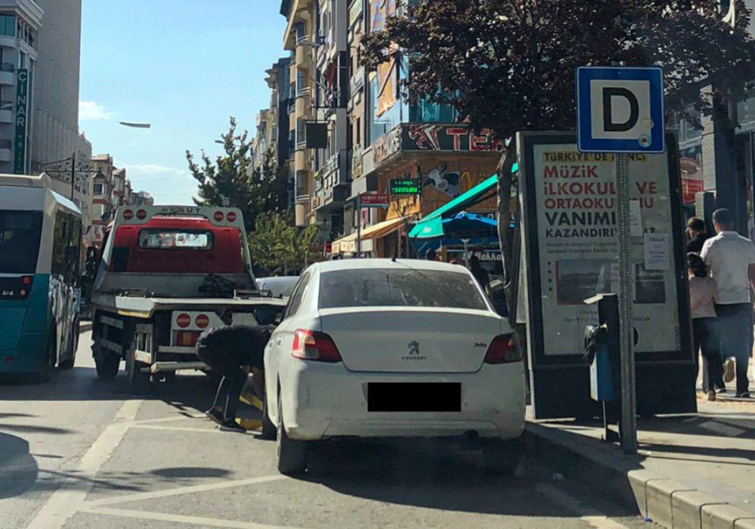 Araç Çekiliyor (3)