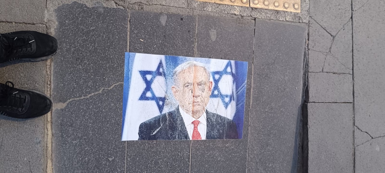 Soykırımcı Netanyahu (1)