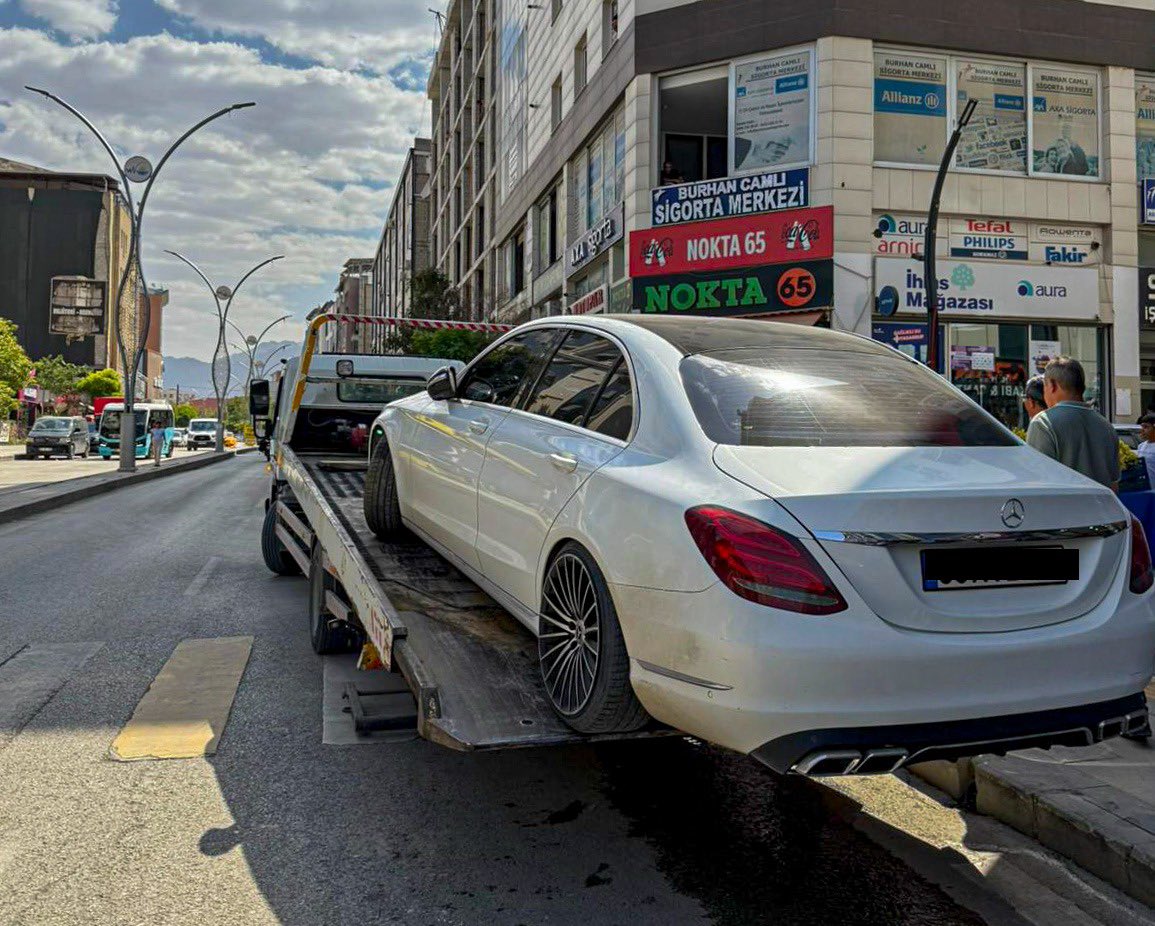 Van Araç Çekiliyor (2)