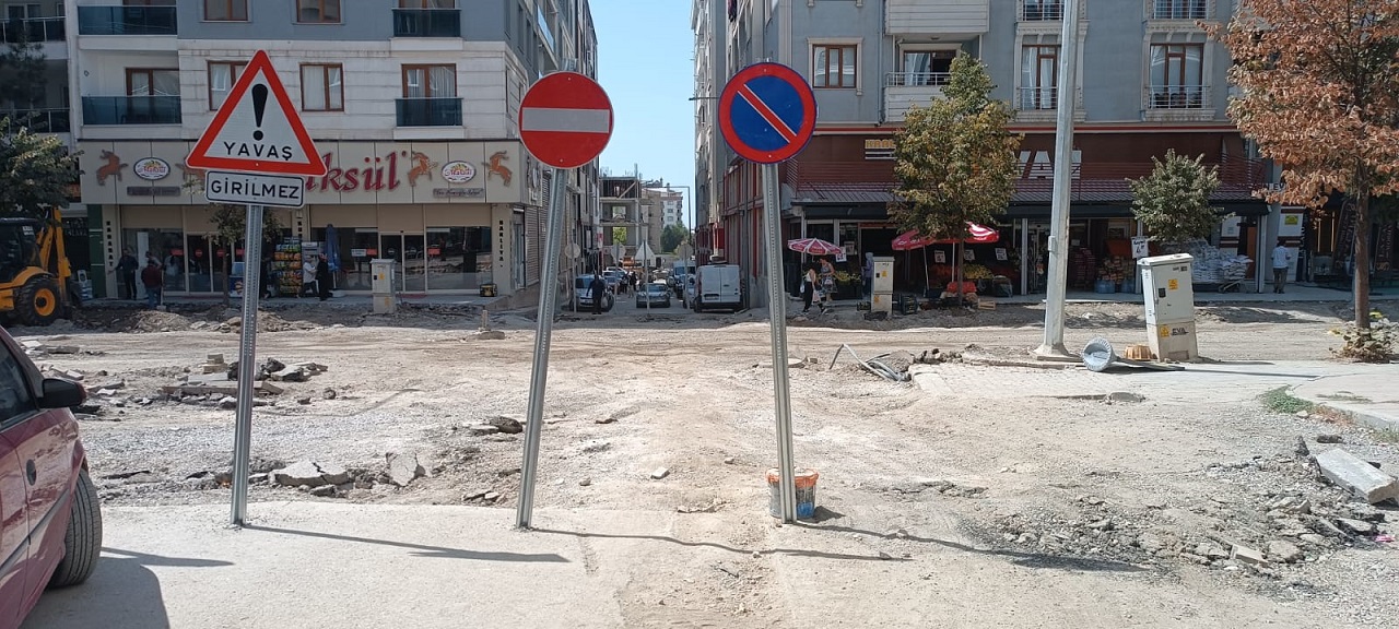 Van Suvaroğlu Caddesi (1)