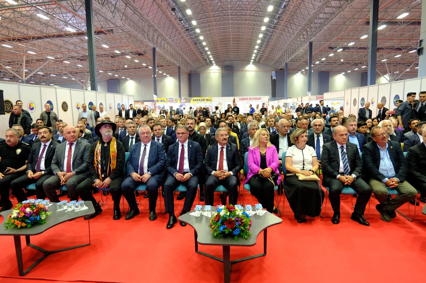 Van’ın Binlerce Yıllık Mutfak Mirasını Dünyaya Taşıyan Fuar Açıldı (12)