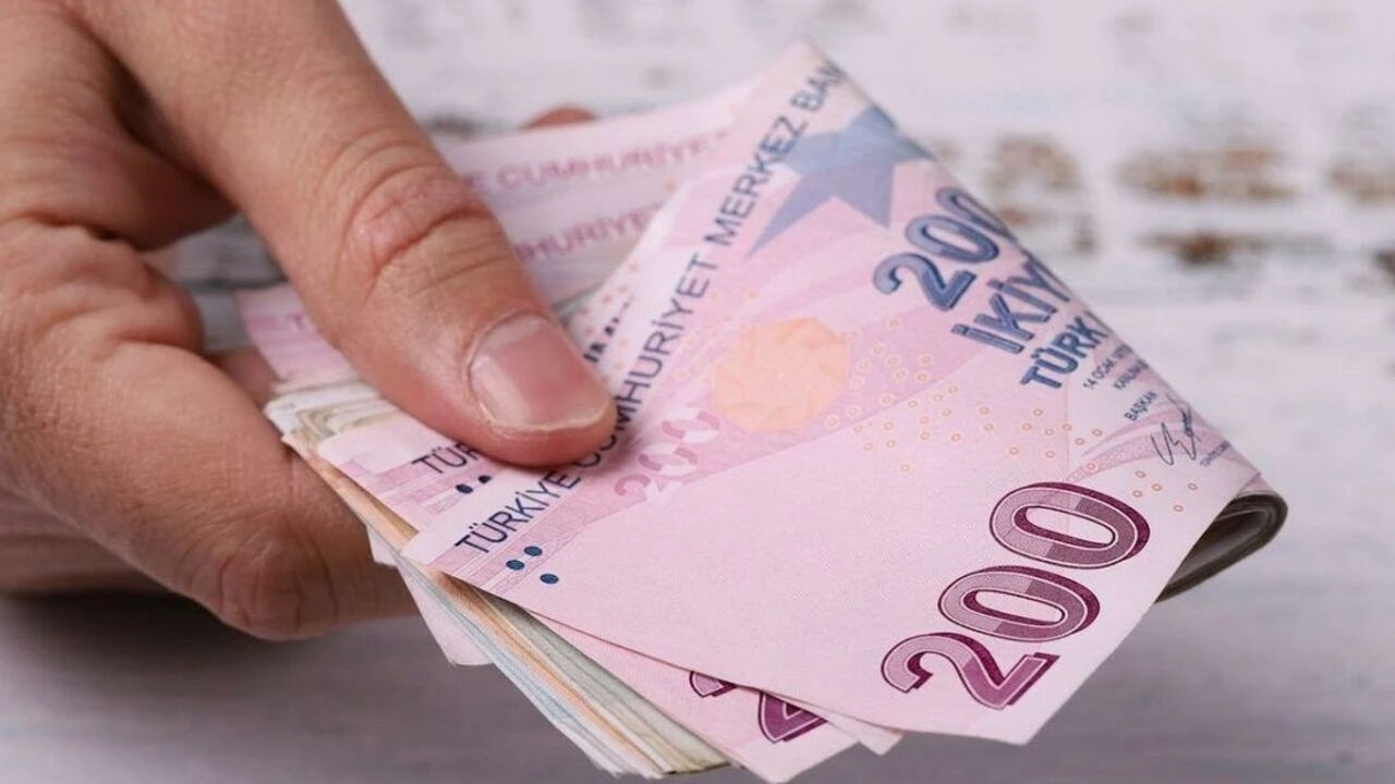 YÜZDE 30 ZAM SENARYOSU
Yüzde 30 zam halinde ise net asgari ücret 28.735 TL seviyesine çıkacak.