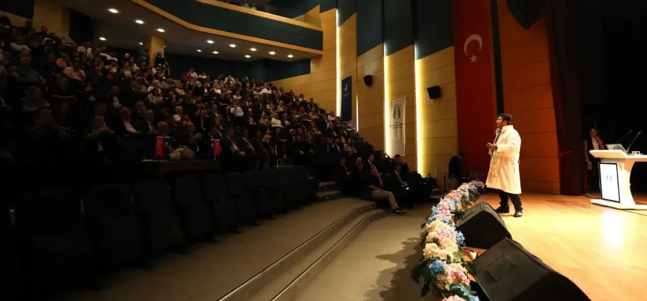 Akademisten Üniversite 2025
