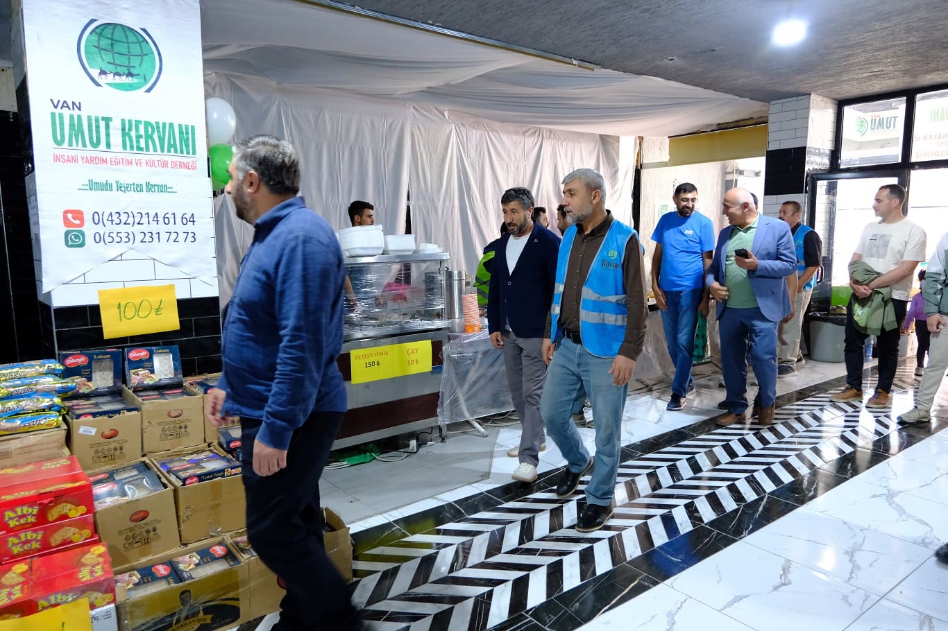 Haksi̇ad’dan Van’da Ihtiyaç Sahipleri Için Açılan Kermese Destek Ziyareti (2)
