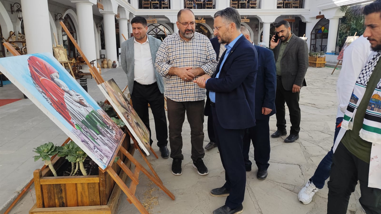 Hüda Par Van İl Başkanı Sayğın’dan Gazze Sergisine Destek Ziyareti (1)
