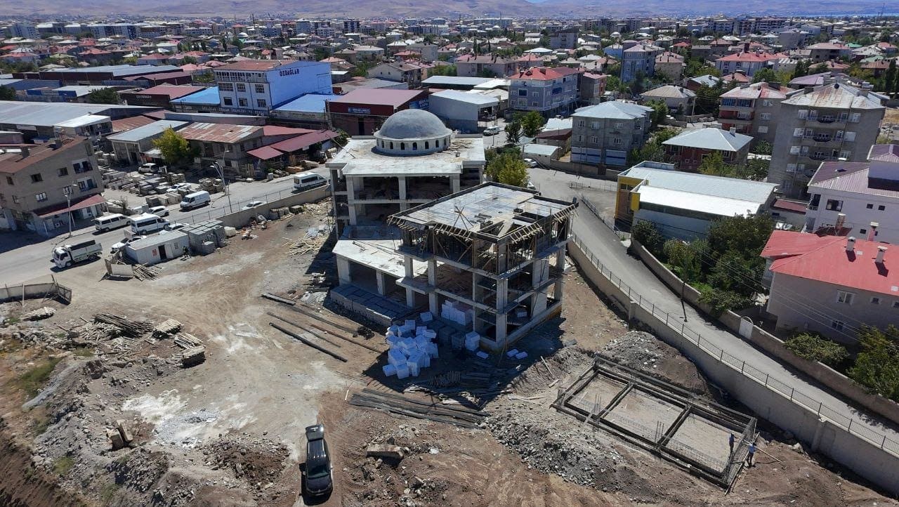 Tuşba Merkez Cami Ve Kur’an Kursu Inşaatı Destek Bekliyor (4)