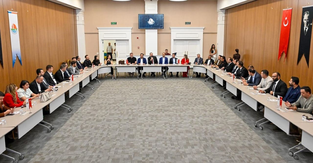 Van Genç Girişimciler Kurulu Başkanı Sari, Üst Ve Bölge Kurulu Toplantısı'na Katıldı (2)-1