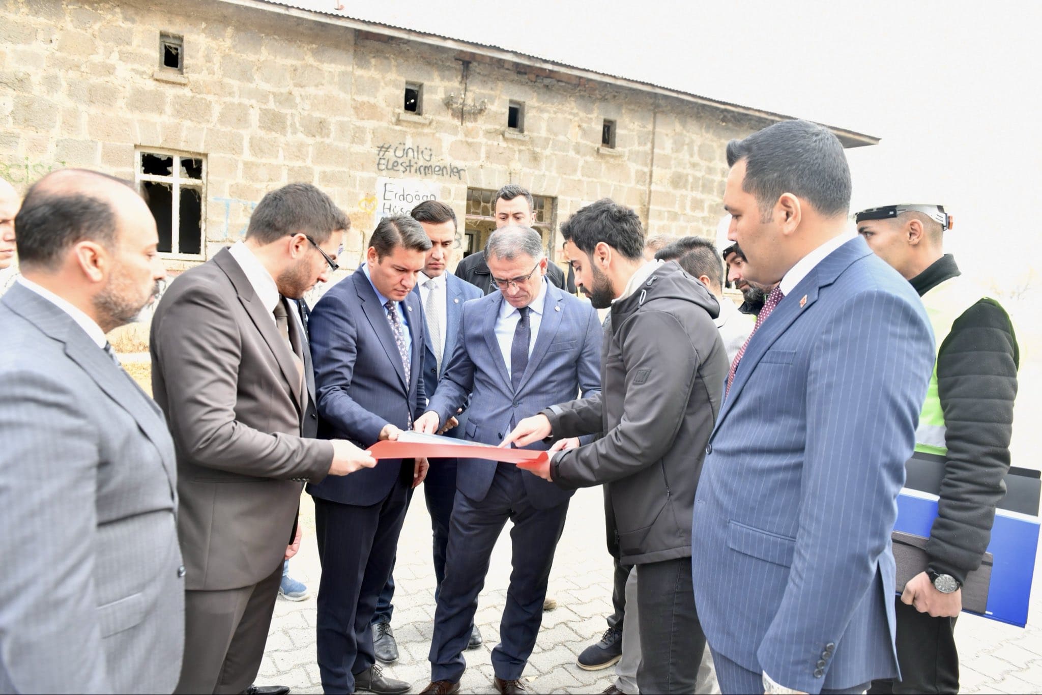 Van Golu Sahilinde Genclik Kampi Yapiliyor (2)
