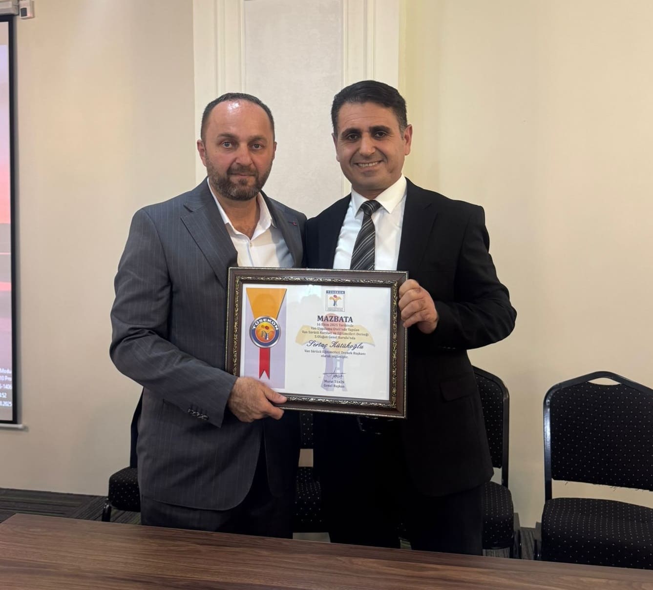 Van Sürücü Kursları Başkanı Kütükoğlu Güven Tazeledi (5)