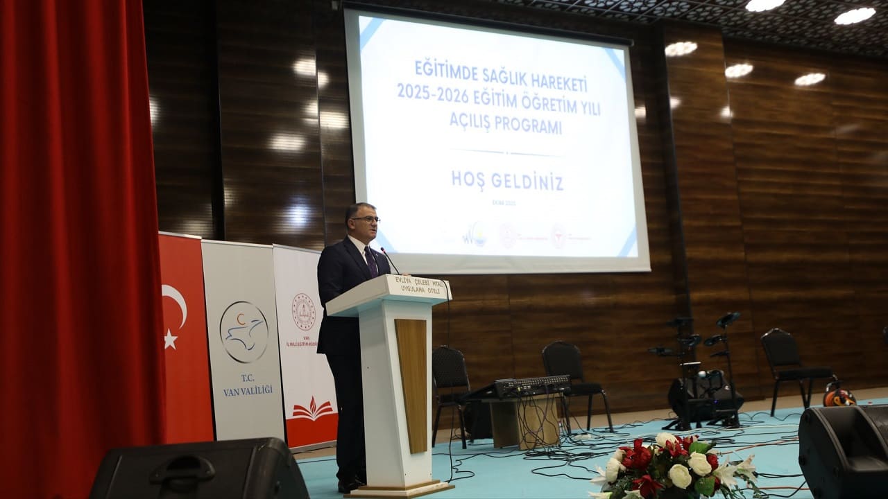 Van’da “Eğitimde Sağlık Hareketi” Start Aldı (3)