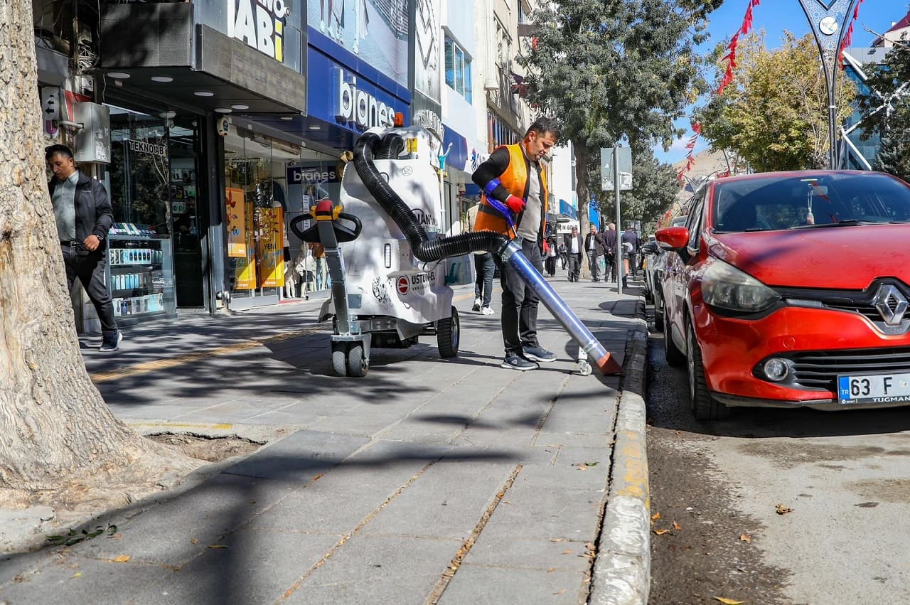 Van’da Elektrikli Süpürge Makineleri Kullanılmaya Başladı (1)