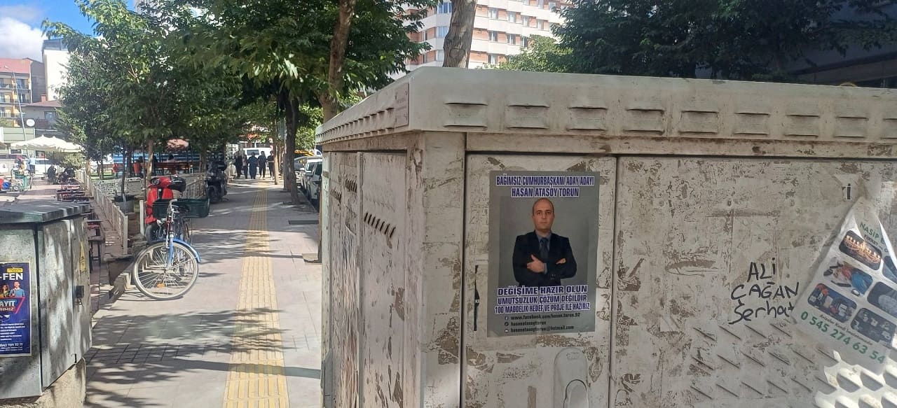 Van’da Ilginç Ilan Cumhurbaşkanı Adaylığını Açıkladı… (2)
